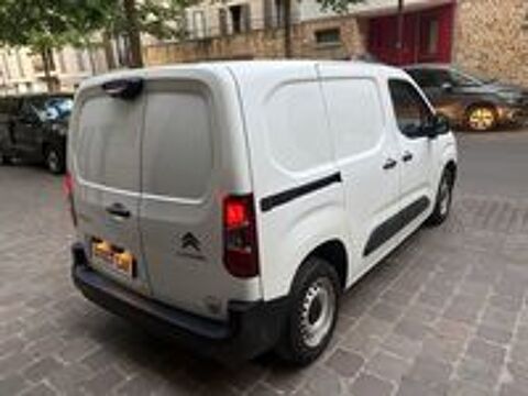 Berlingo BERLINGO VAN M 650 BLUEHDI 100 S&S DRIVER 2019 occasion 92370 Chaville
