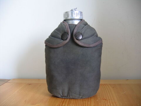 GOURDE ARM�E  ALU TYPE US 19 Antibes (06)