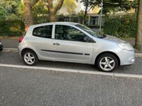 Clio III Clio 1.2 16V 75 Authentique 2009 occasion 82000 Montauban