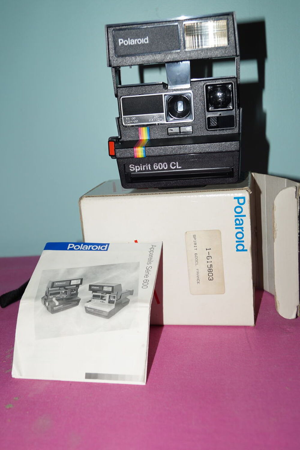 APPAREIL PHOTO INSTANTANNE- POLAROID- 600 CL Photos/Video/TV