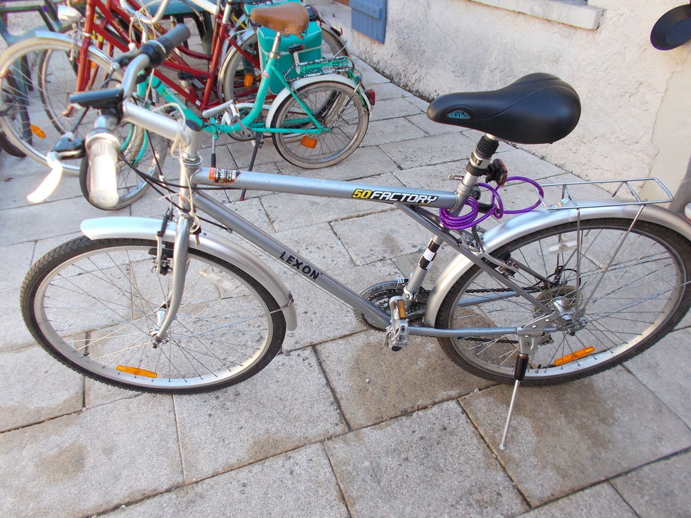 lot de 5 v&eacute;los restaure completement vtt =vtc =ville pliant Vélos