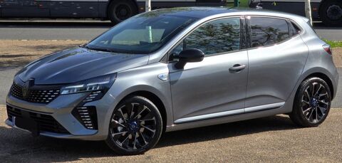 Renault Clio V Clio E-Tech full hybrid 145 GSR2 Esprit Alpine 2025 occasion Verri&egrave;res-le-Buisson 91370