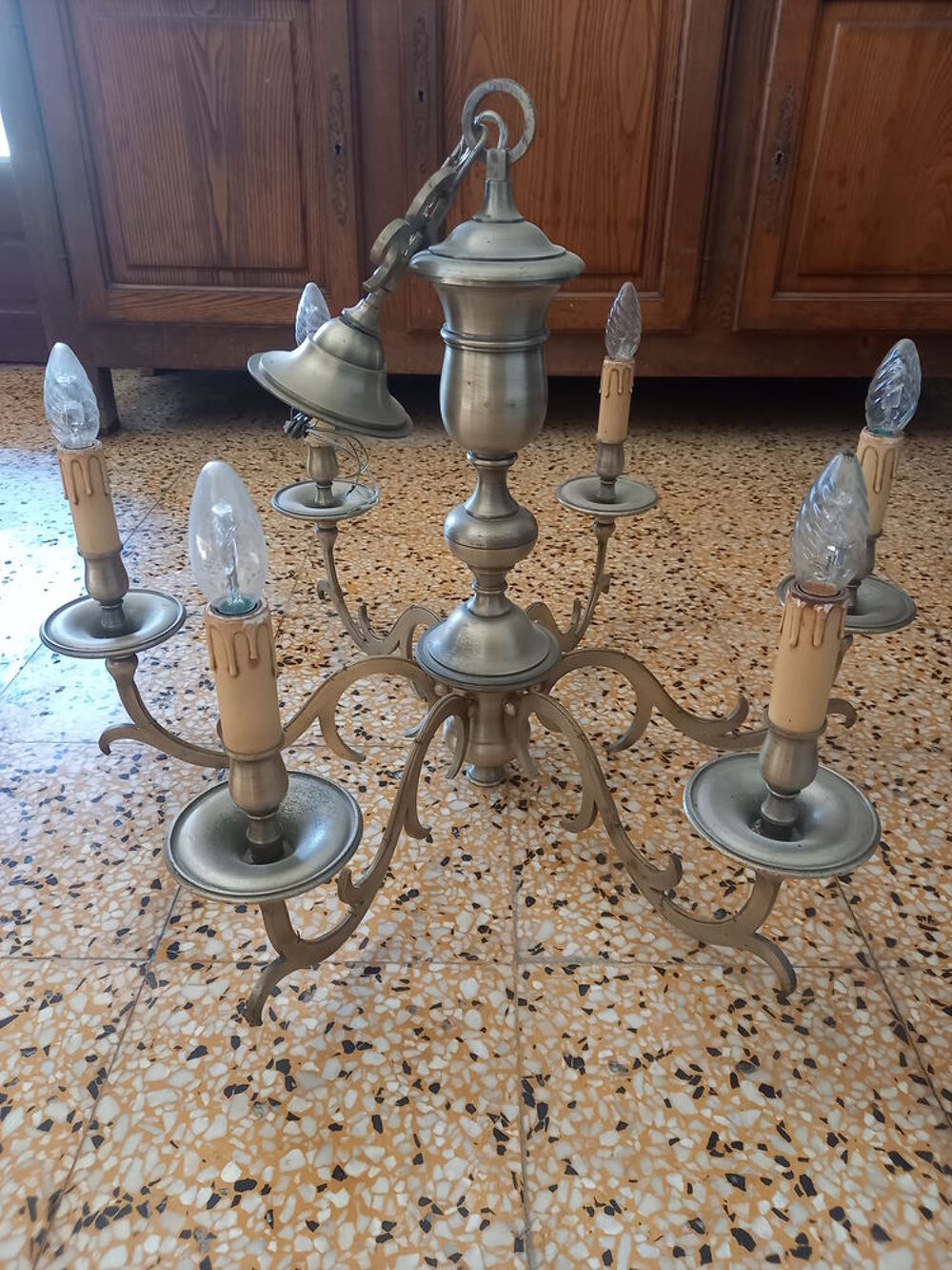 Grand Chandelier en Bronze Argent&eacute; neuf : 75 x 70 cms Décoration