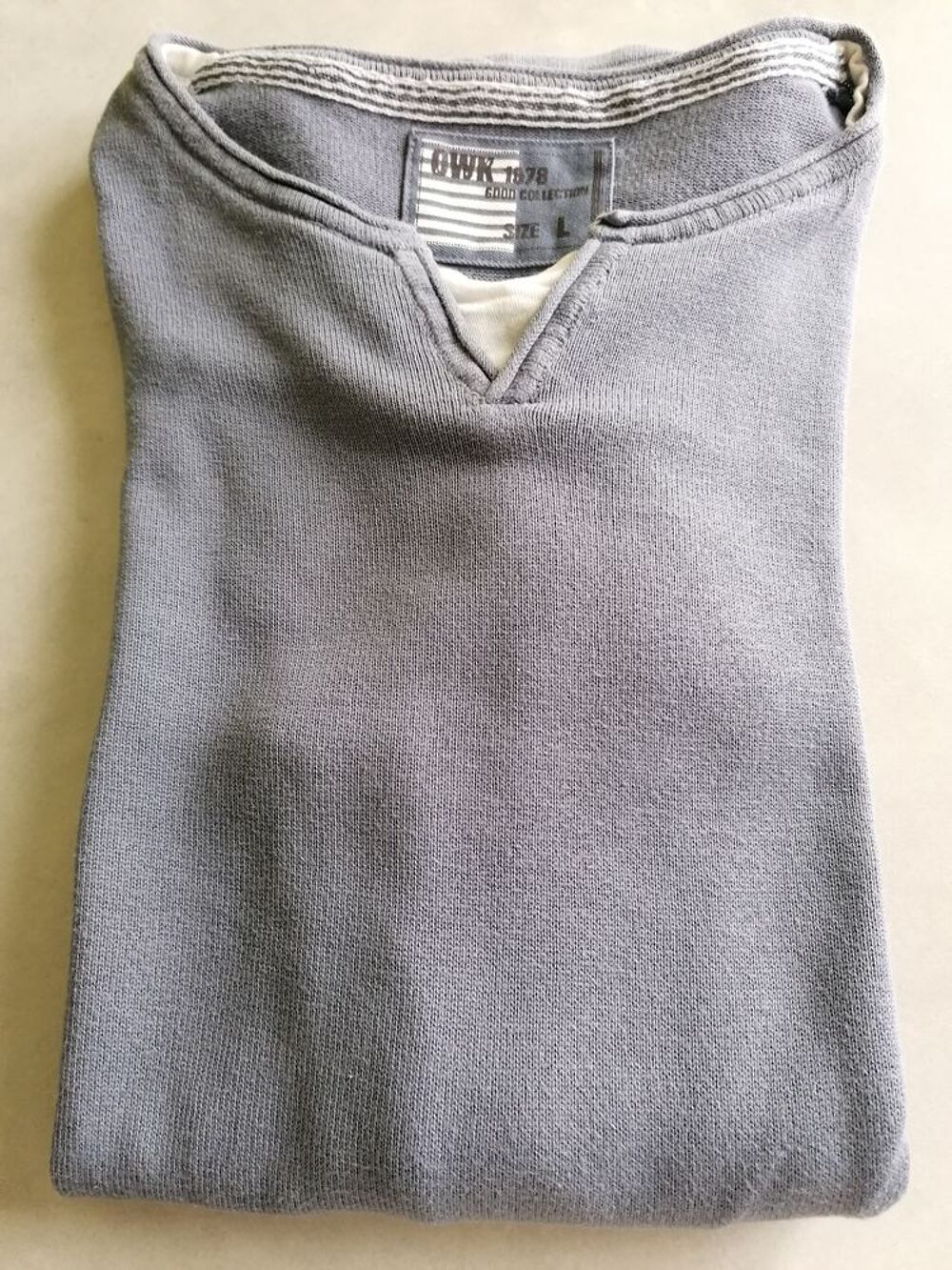 3 petits pulls homme V�tements
