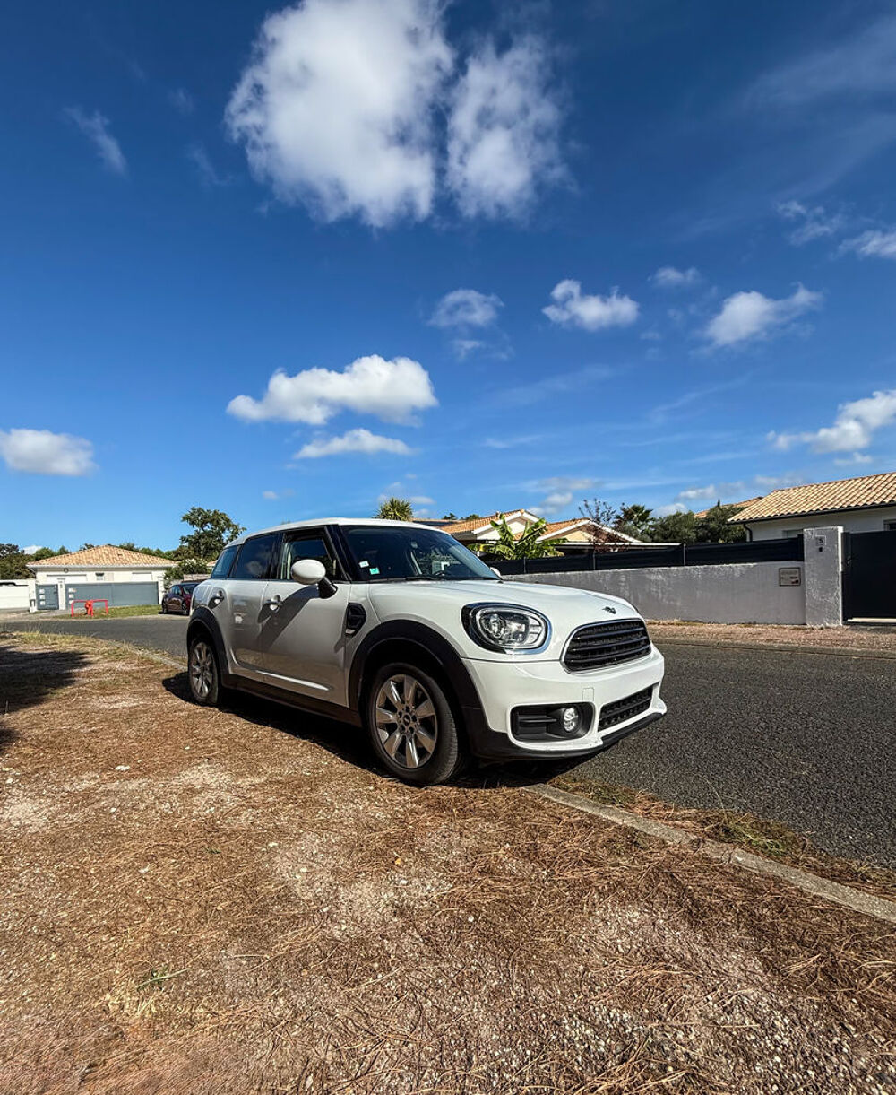 Countryman MINI COUNTRYMAN COOPER 1.5i 136 CH CHILI BVA7 ? 2019 2019 occasion 17000 La Rochelle