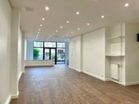  Local commercial 110 m² - Paris 75015 Vaugirard - Commerce 
