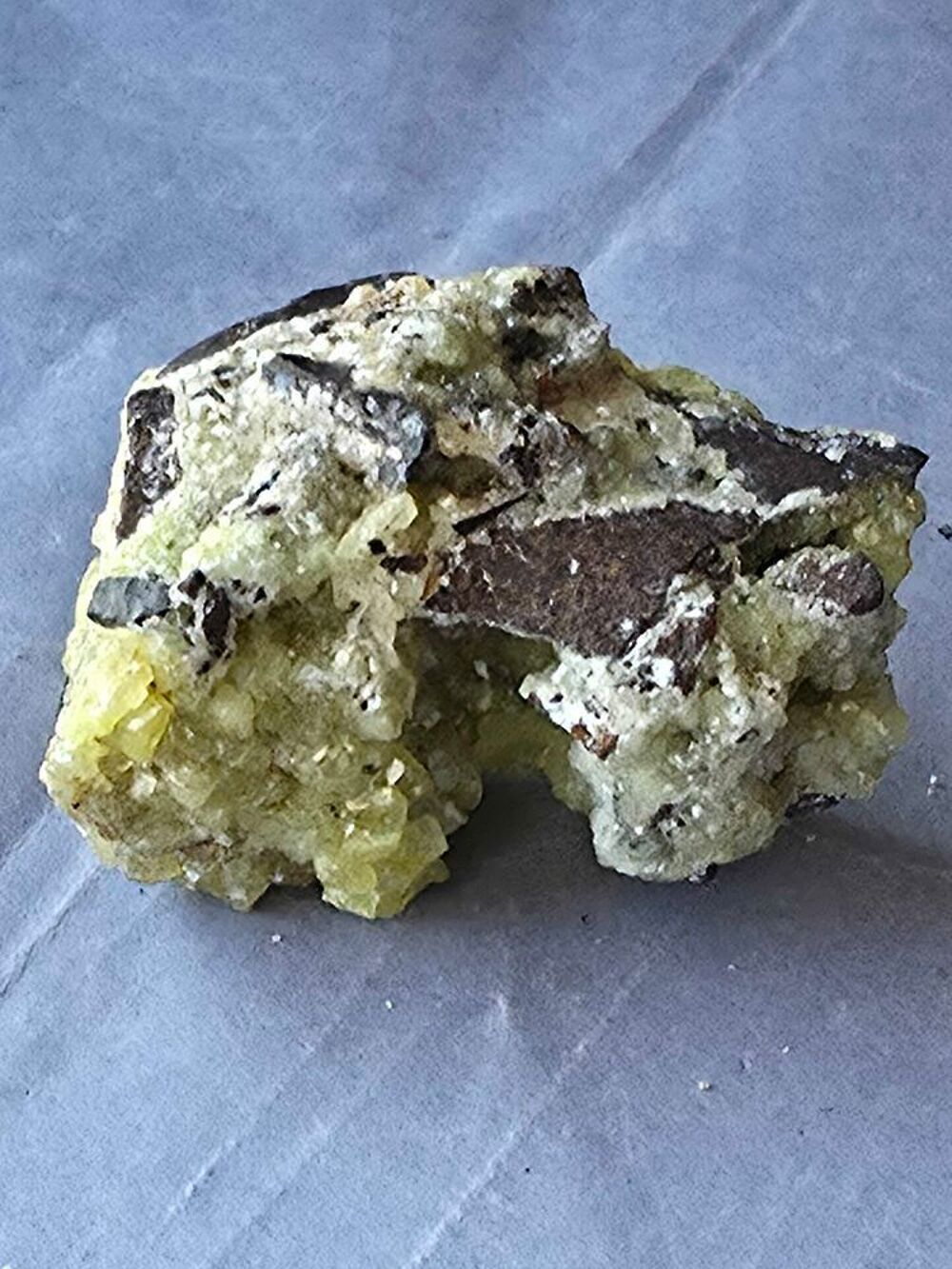 Min&eacute;ral Pyromorphite Jaune RDC Katanga 38g 