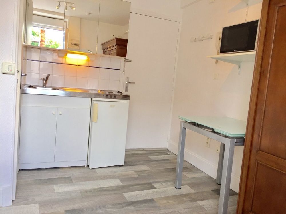 Location Appartement Épernay, hyper centre, studio meublé Épernay