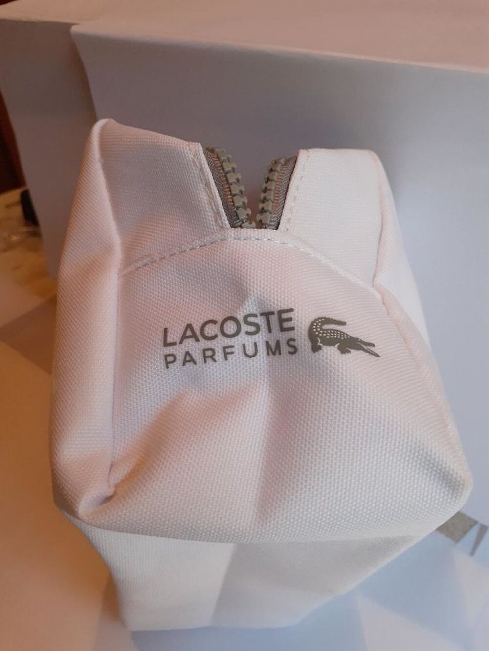 TROUSSE NEUVE Maroquinerie