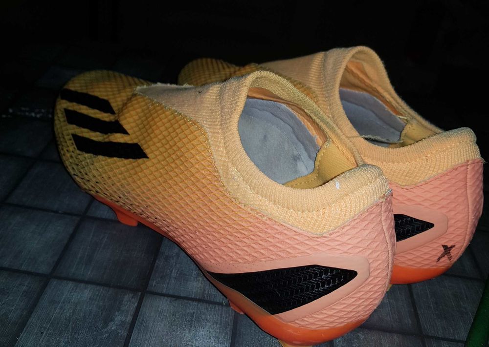 Chaussures Foot ball ADIDAS Chaussures