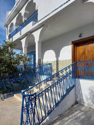  Villa  vendre 10 pices 1500 m Manouba, tunisie