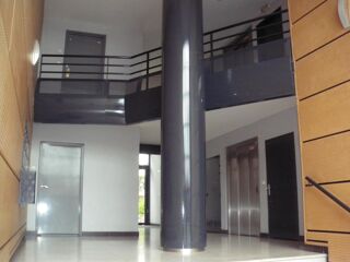  Appartement à louer 4 pièces 78 m²