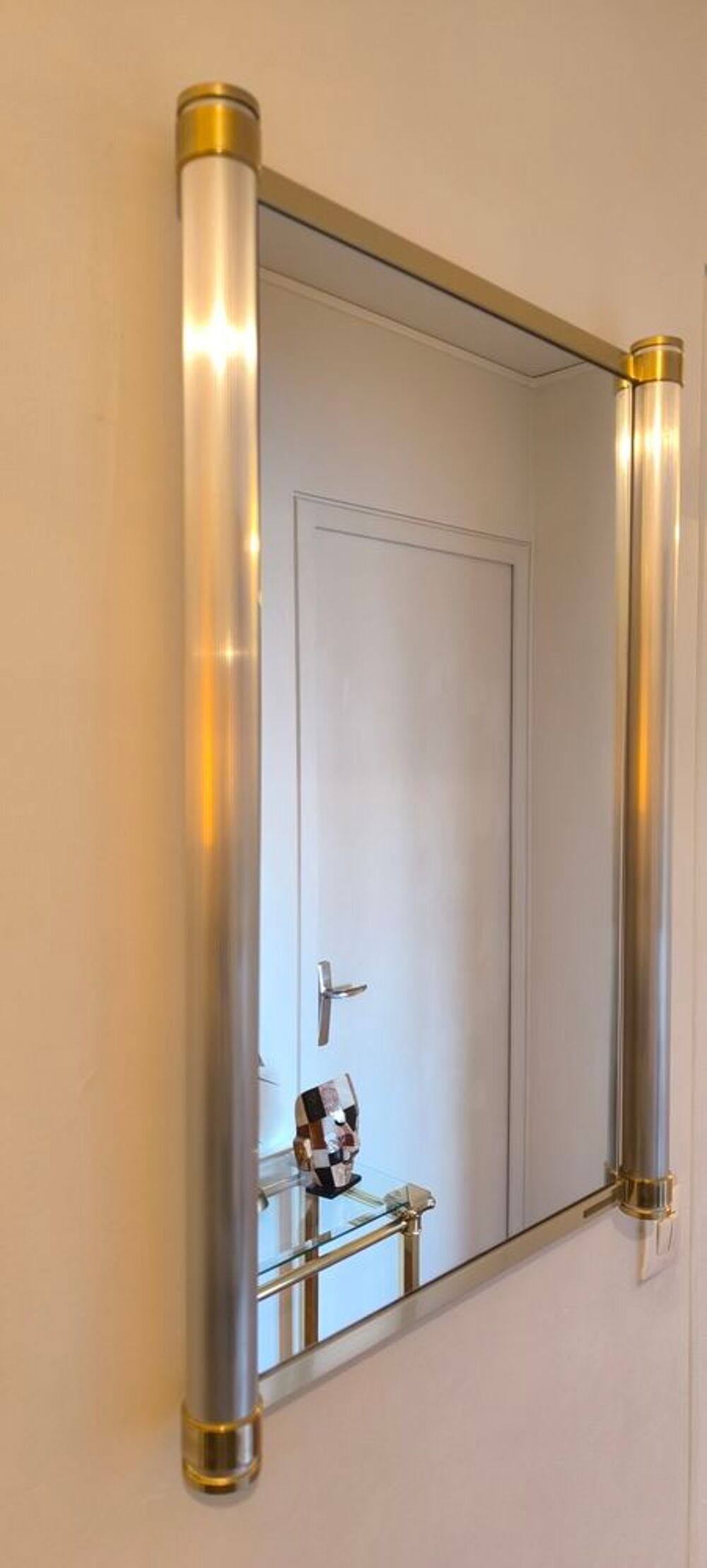 Tr&egrave;s beau et rare grand miroir design 1970's sign&eacute; D�coration