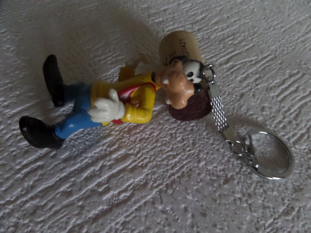 porte clefs DISNEY 