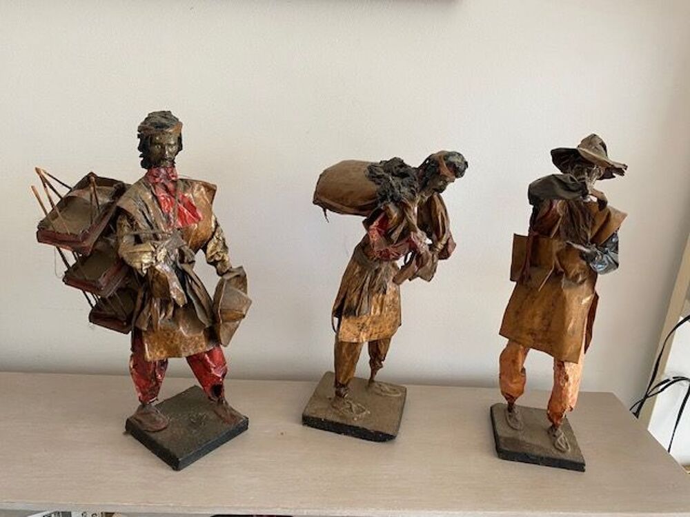 Statuette en papier m&acirc;ch&eacute; dans l'Art Mexicain Décoration