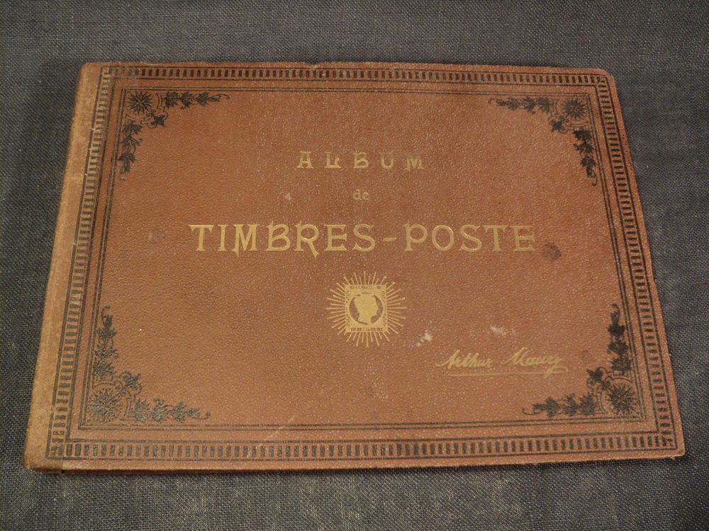Ancien Album de Timbres Poste (Vide) Arthur Maury 1920 