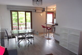  Appartement à louer 2 pièces 50 m²