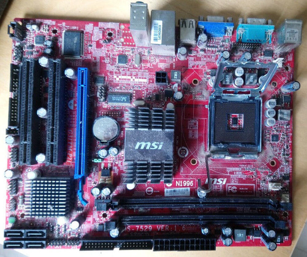 Carte mere MSI MS-7529 ver. 1.6 socket 775 Matériel informatique