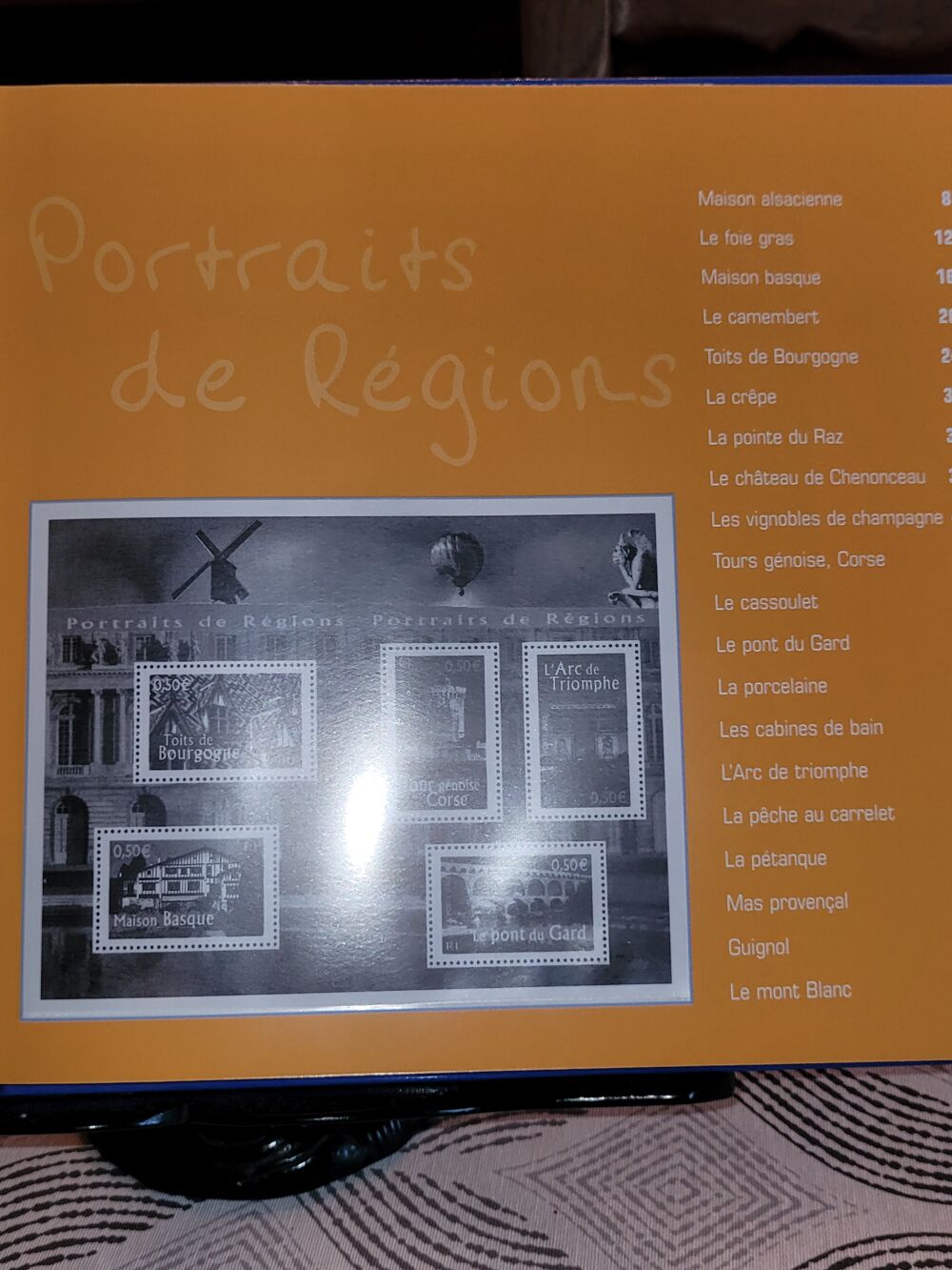 Livre Timbres Portrait des R&eacute;gions Livres et BD