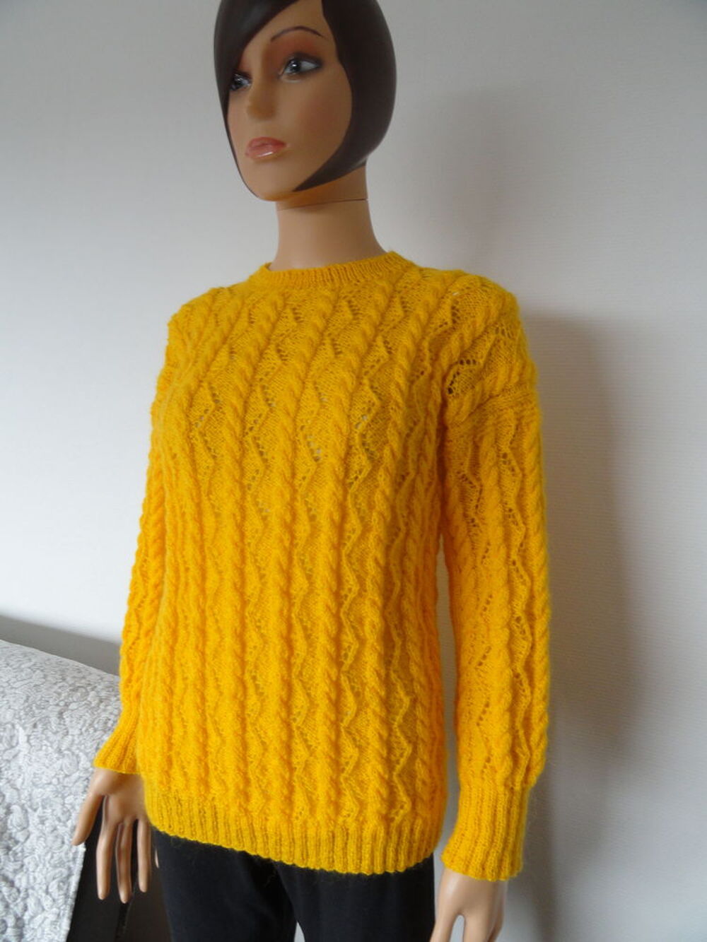 Pull / Tricot fait main Vêtements