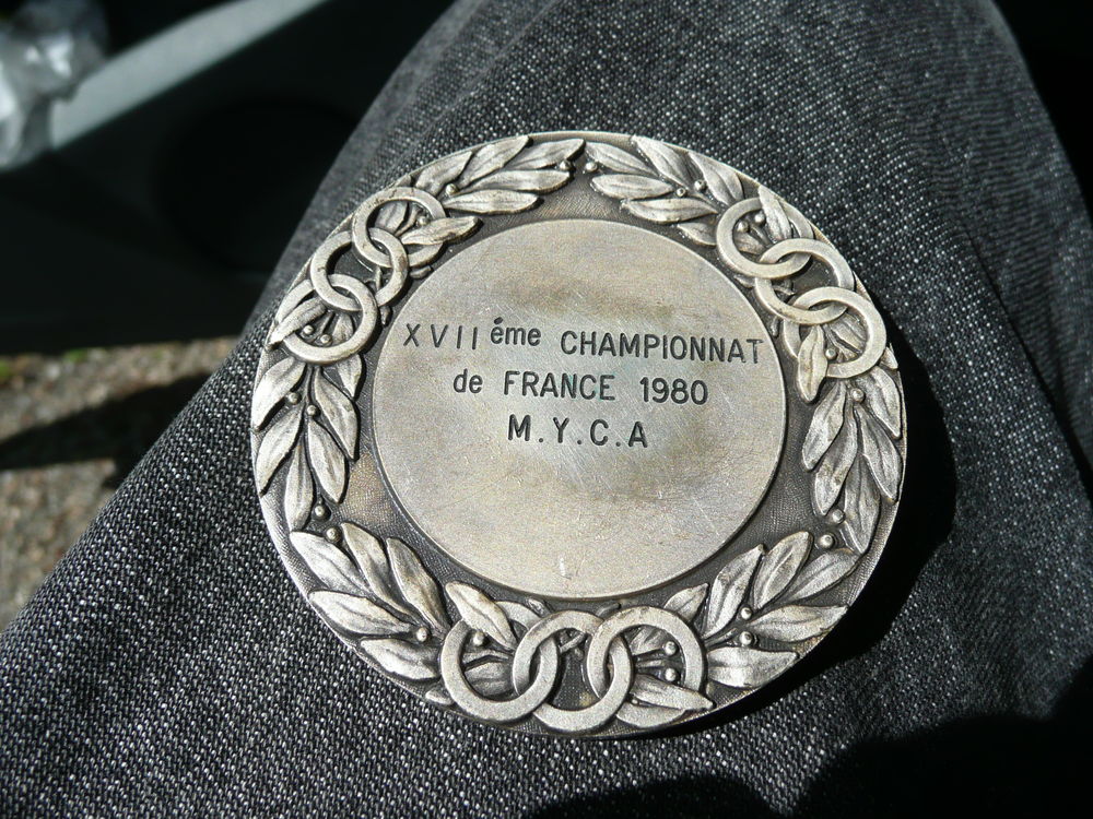 M&eacute;daille Drago bateau de course Hydroplane 