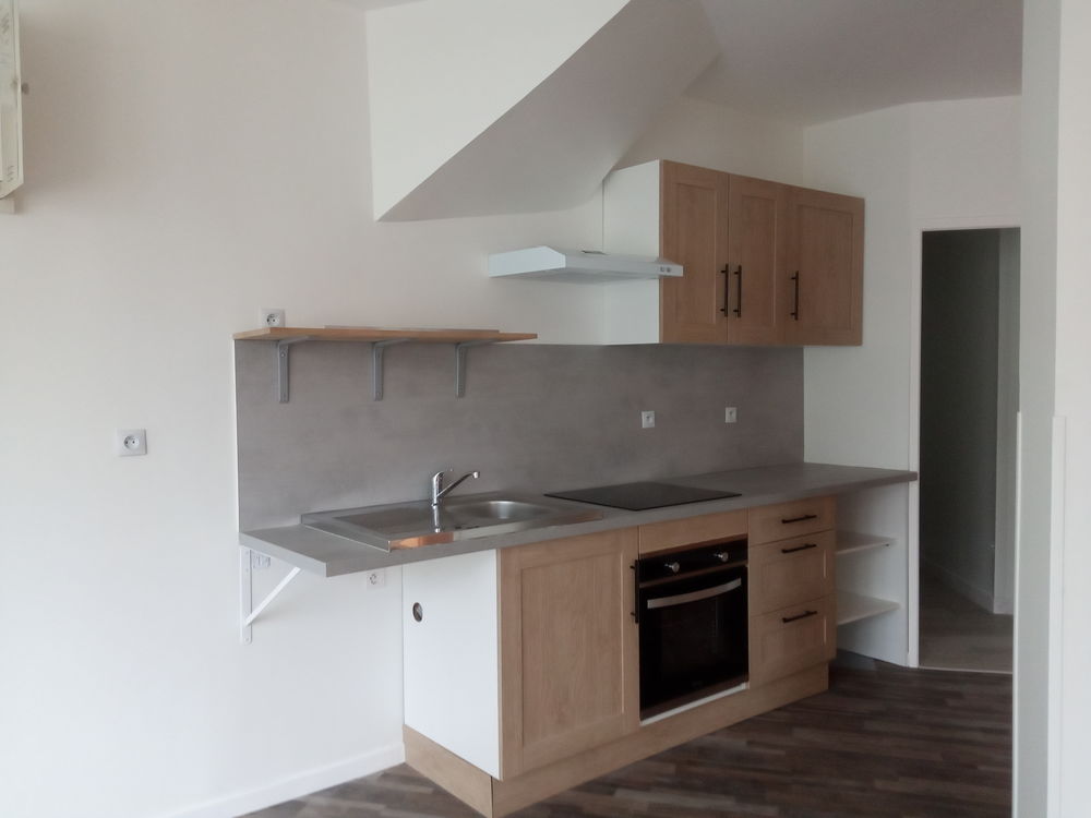 Location Appartement logement rdc centre ville de meslay du maine Meslay-du-maine