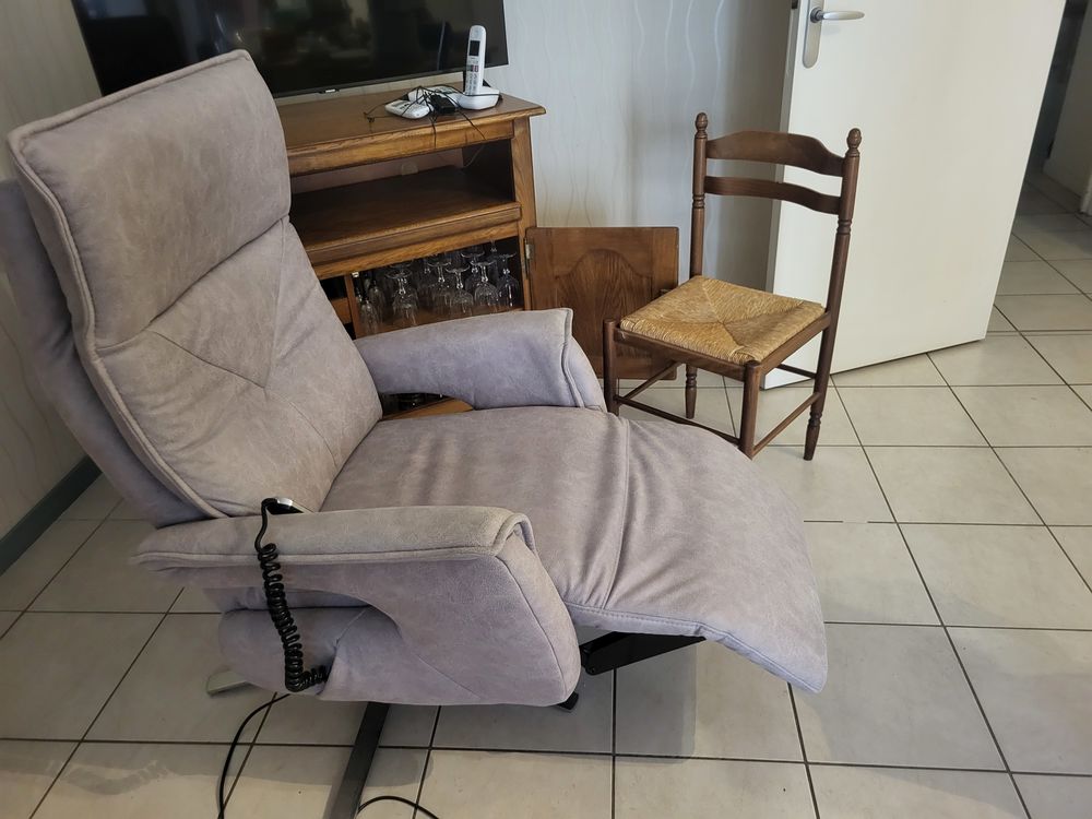 Fauteuil relaxant &eacute;lectrique Meubles