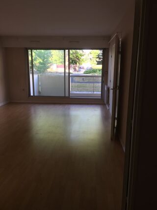  Appartement à louer 2 pièces 50 m²