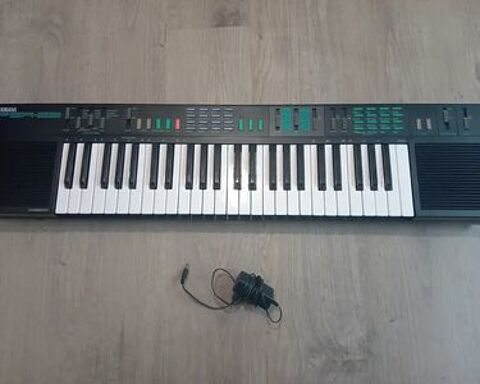 orgue yamaha psr 22 200 Besan�on (25)