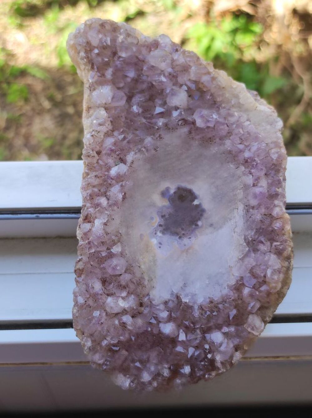 Cendrier avec pierres am&eacute;thystes Décoration