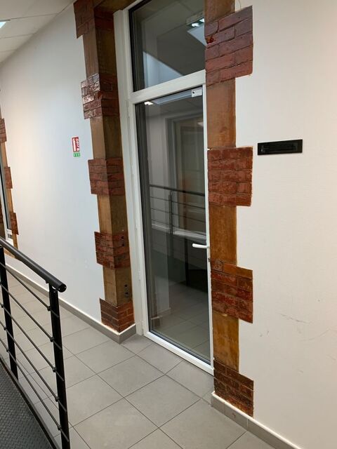 Local Professionnel 33.50 M2 - Centre ville 600 72000 Le mans