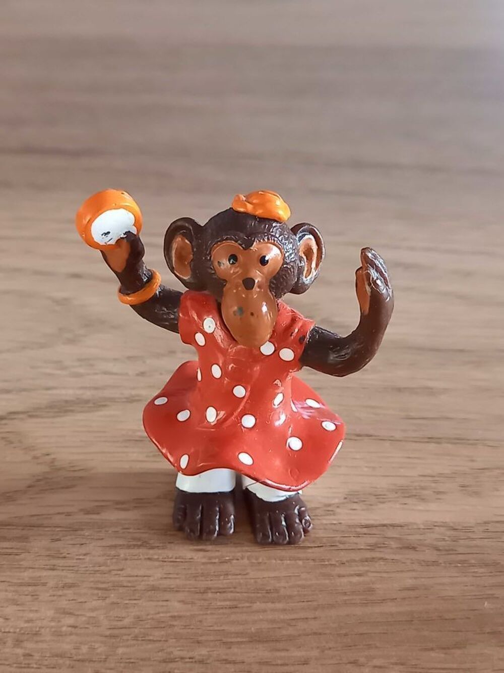 Lot de 3 figures singe "Omo" comme neuves 