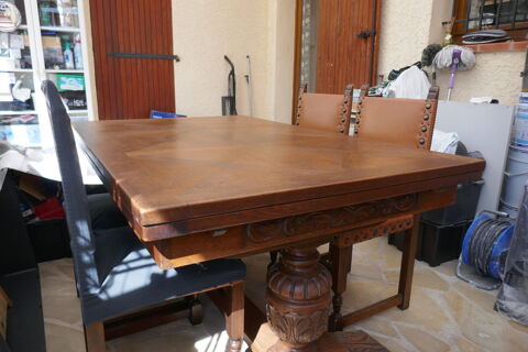 Table en chne et 6 chaises en cuir 250 Chateau Gombert (13)