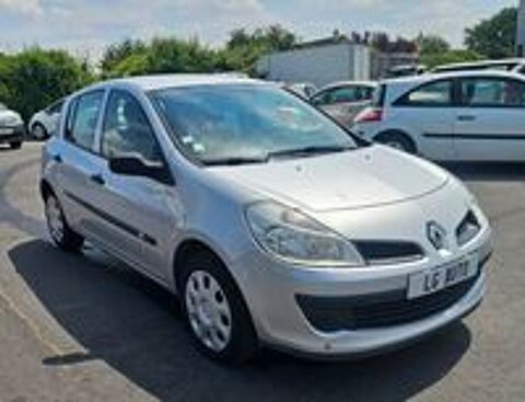 Clio III 70 2012 occasion 77515 Faremoutiers