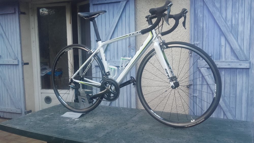 VELO ROUTE GIANT TCR SLR ALU - Taille S Vlos