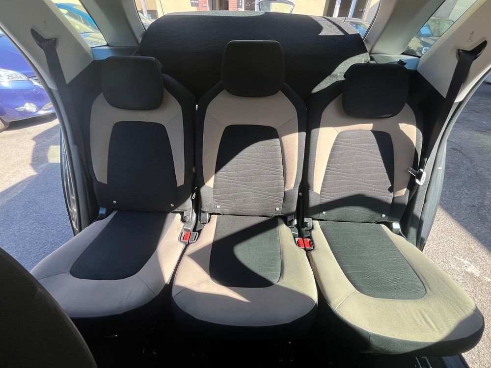 C4 Picasso e-HDi 115 Business 2015 occasion 77170 Brie-Comte-Robert