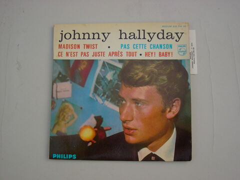 Johnny Hallyday 45 T 1962 15 Saint-Germain-du-Puy (18)