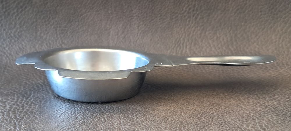 passoire filtre passe th&eacute; passe lait estampill&eacute; fr inox Cuisine