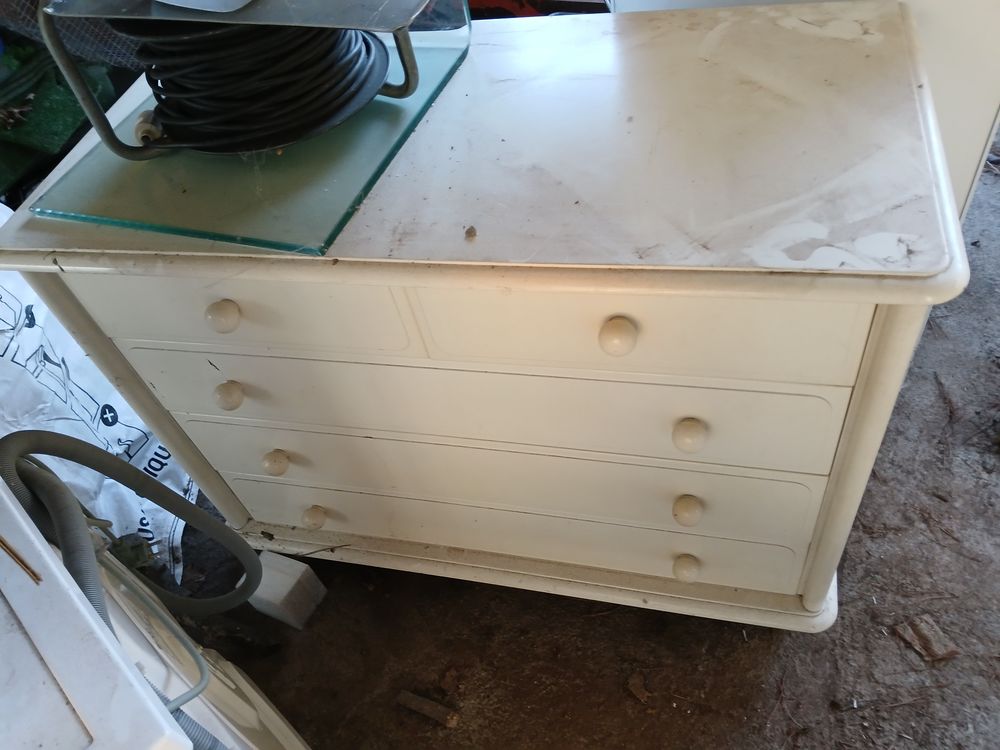 Commode en bois Meubles