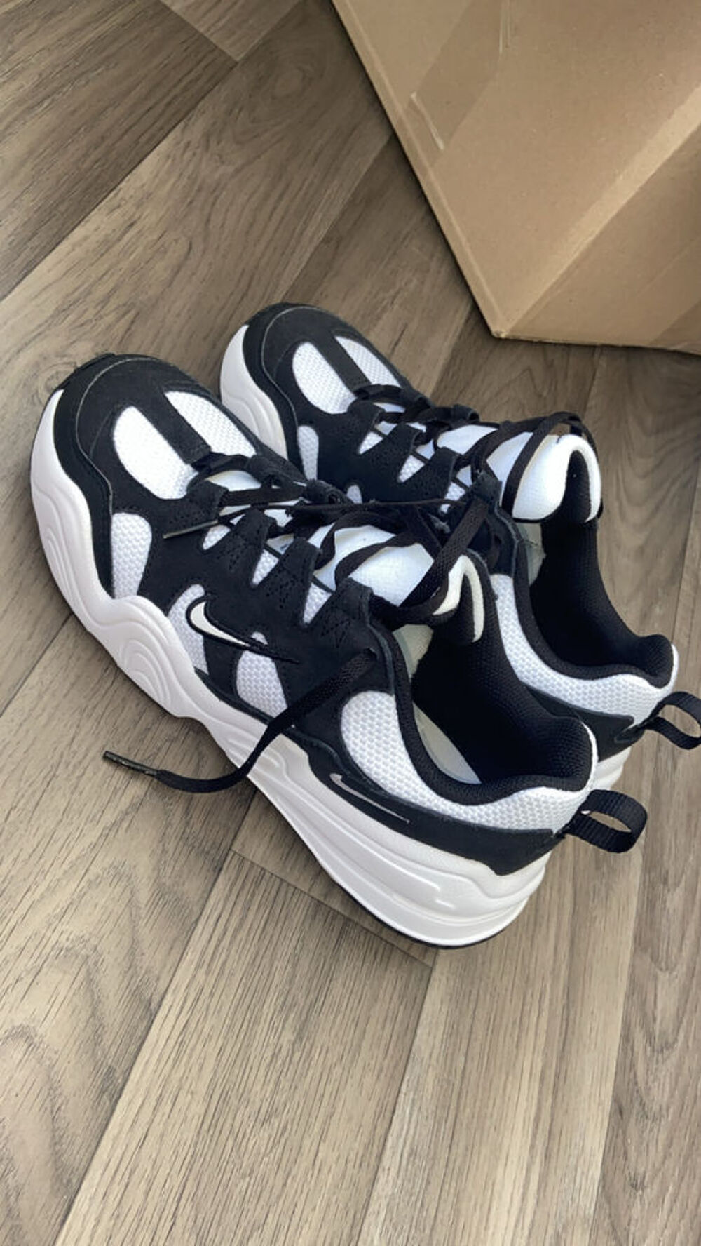 Nike tech hera Chaussures