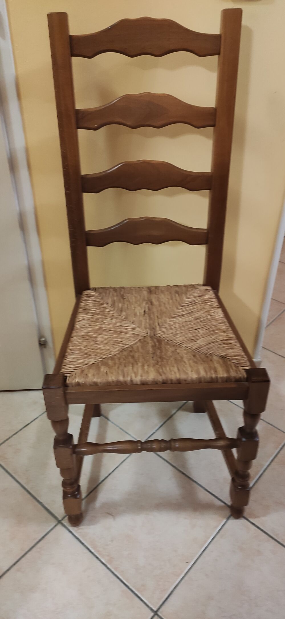 Chaise salle &agrave; manger Meubles