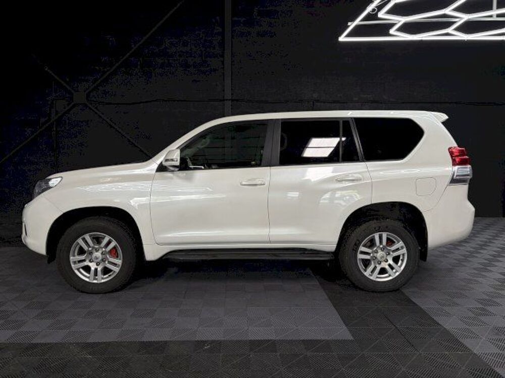 Land Cruiser X 190 D-4D FAP Lounge BVA 5p 2010 occasion 33520 Bruges