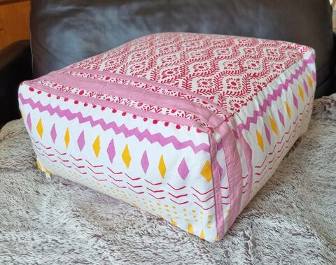 COUSSIN-POUF ANTIK-BATIK 15 Courseulles-sur-Mer (14)