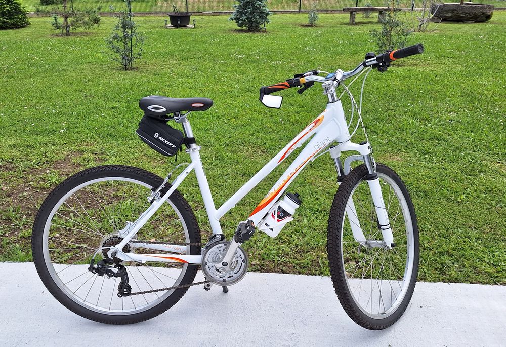 VELO VTC GIANT4. Taille M. Jamais Utilis&eacute; Vlos