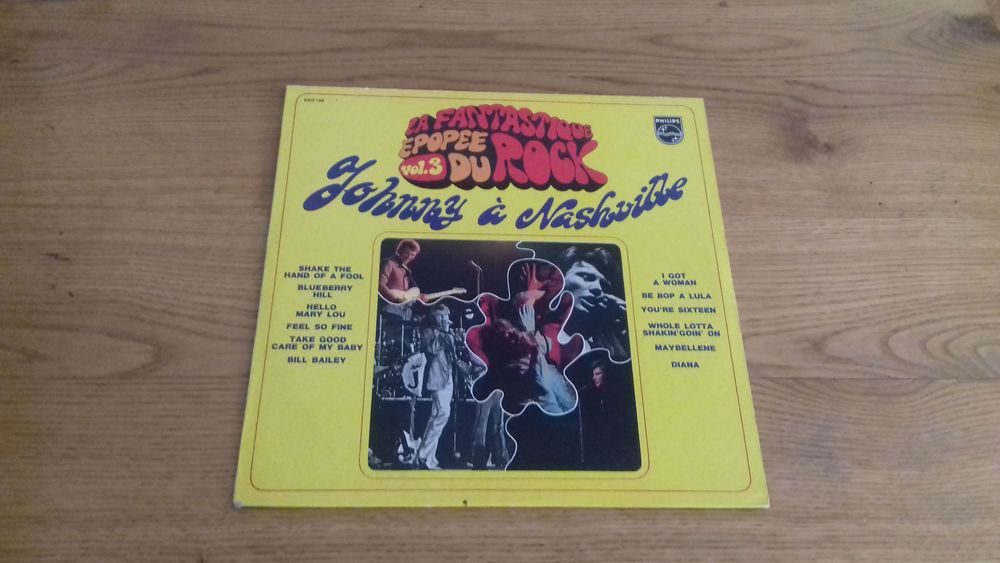 La fantastique &eacute;pop&eacute;e du rock Vol.3 Johnny &agrave; Nashville/76 CD et vinyles