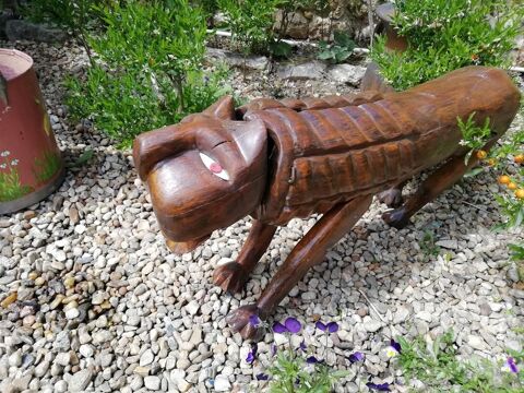 SCULPTURE CHIEN EN BOIS 120 Poitiers (86)