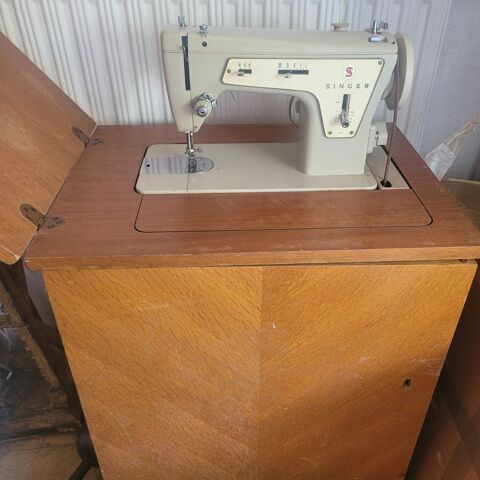machine   coudre ancienne singers 250 Cannes La Bocca (06)
