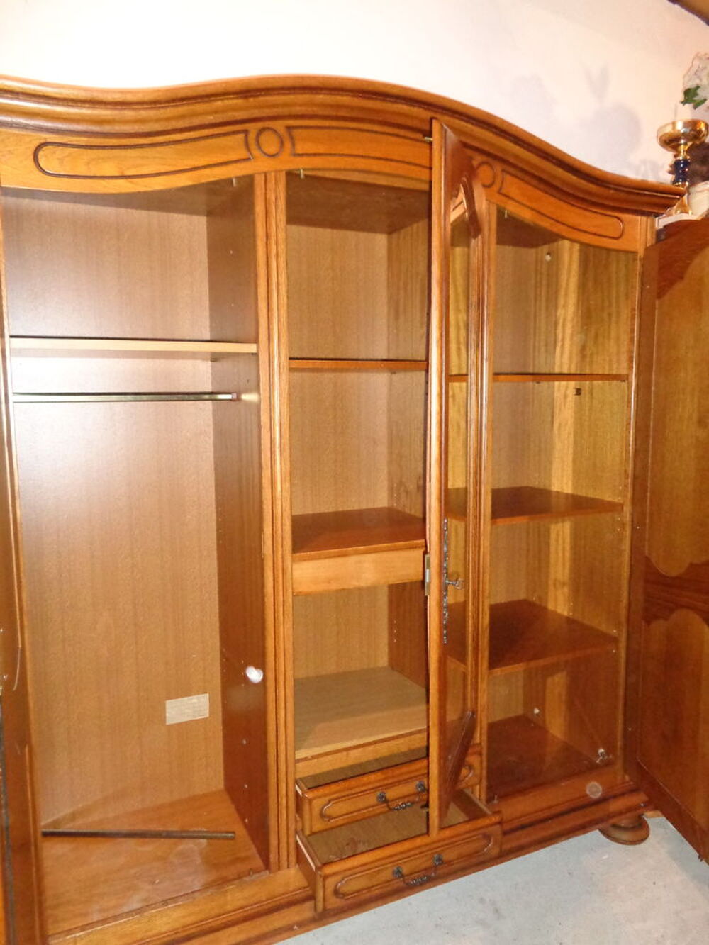 Armoire 3 portes Meubles