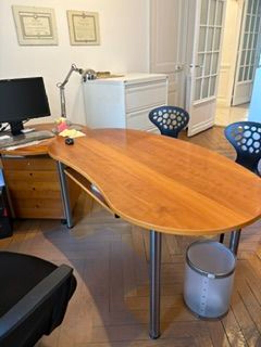 Bureau et fauteuil Meubles