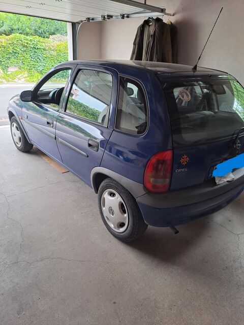 Opel corsa 1.0i 12S Top 2